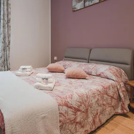 Arcobaleno Via Udine 19 3*