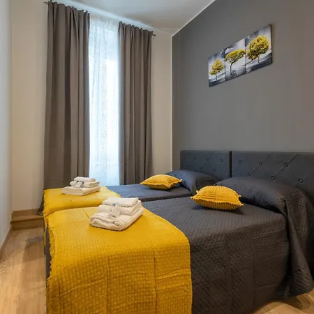 Arcobaleno Via Udine 19 Pensionat 3*