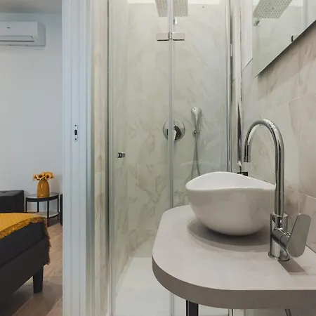 Arcobaleno Via Udine 19 Trieste